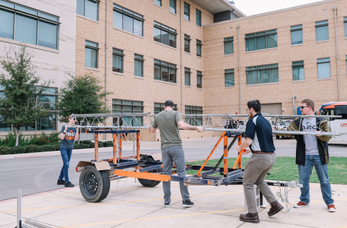 Students Collaborate at KCEID Main Campus