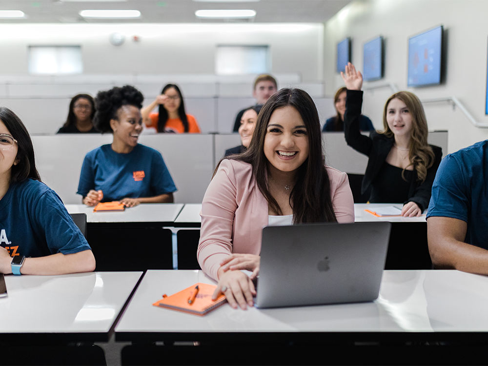 UTSA MBA Carlos Alvarez College of Business students in classroom