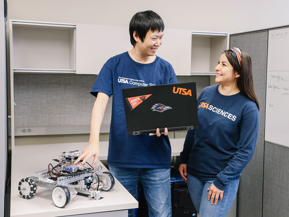 UTSA computer science students working on project